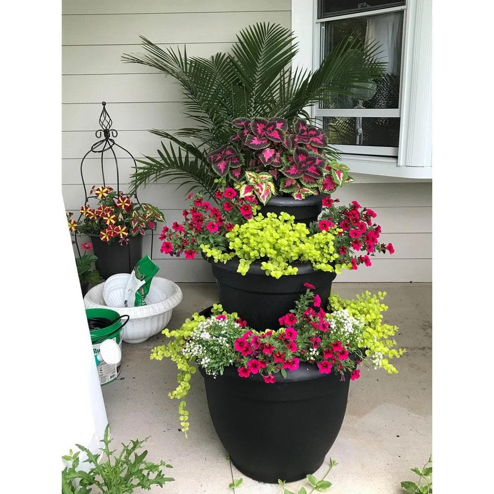 Bloem Ariana 17.75 in. Black Plastic Self-Watering Planter 4 Bloem Ariana 17.75 in. Black Plastic Self-Watering Planter - Image 2