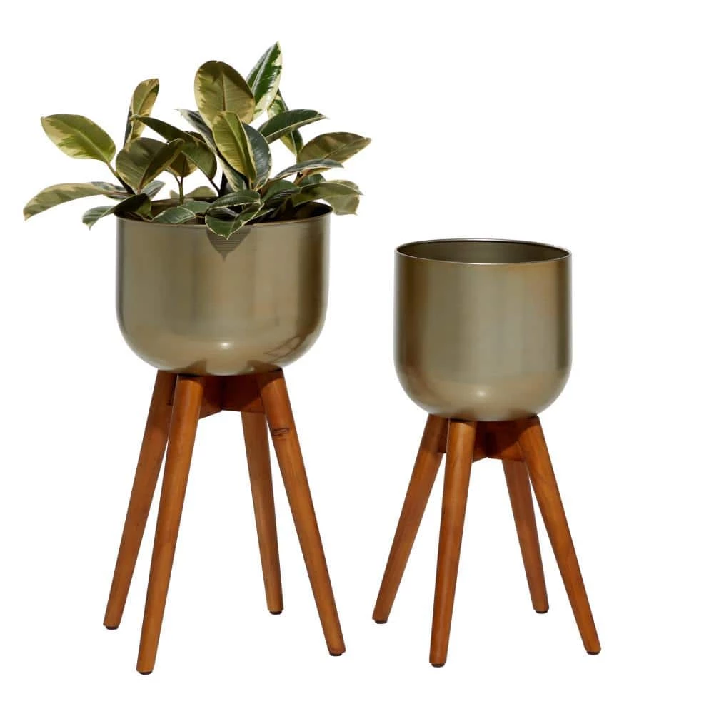 Litton Lane 24 in. x 13 in. Gold Metal Modern Planter (Set of 2) 3 Litton Lane 24 in. x 13 in. Gold Metal Modern Planter (Set of 2)