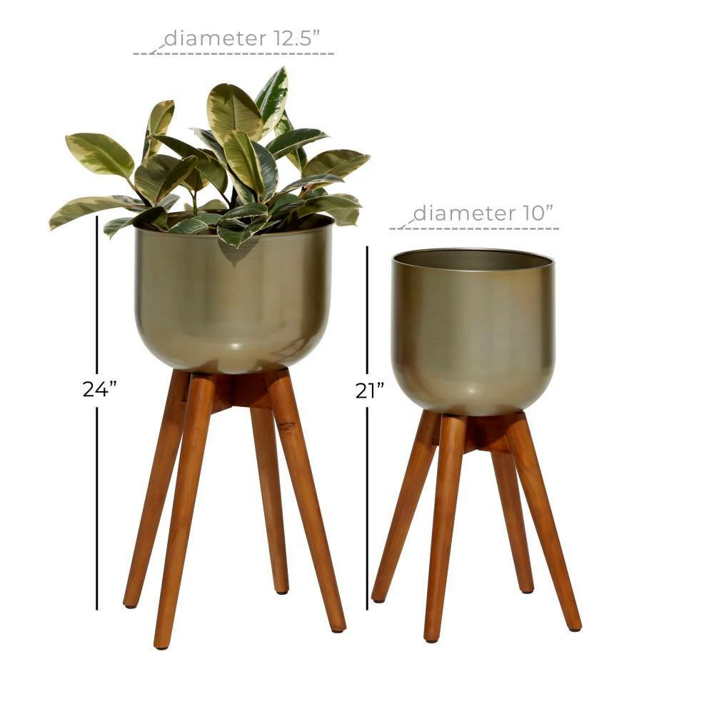 Litton Lane 24 in. x 13 in. Gold Metal Modern Planter (Set of 2) 7 Litton Lane 24 in. x 13 in. Gold Metal Modern Planter (Set of 2) - Image 5