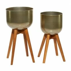 Litton Lane 24 in. x 13 in. Gold Metal Modern Planter (Set of 2) 14 Litton Lane 24 in. x 13 in. Gold Metal Modern Planter (Set of 2) -Litton Lane Sales Store gold litton lane plant pots 37886 e1 1000