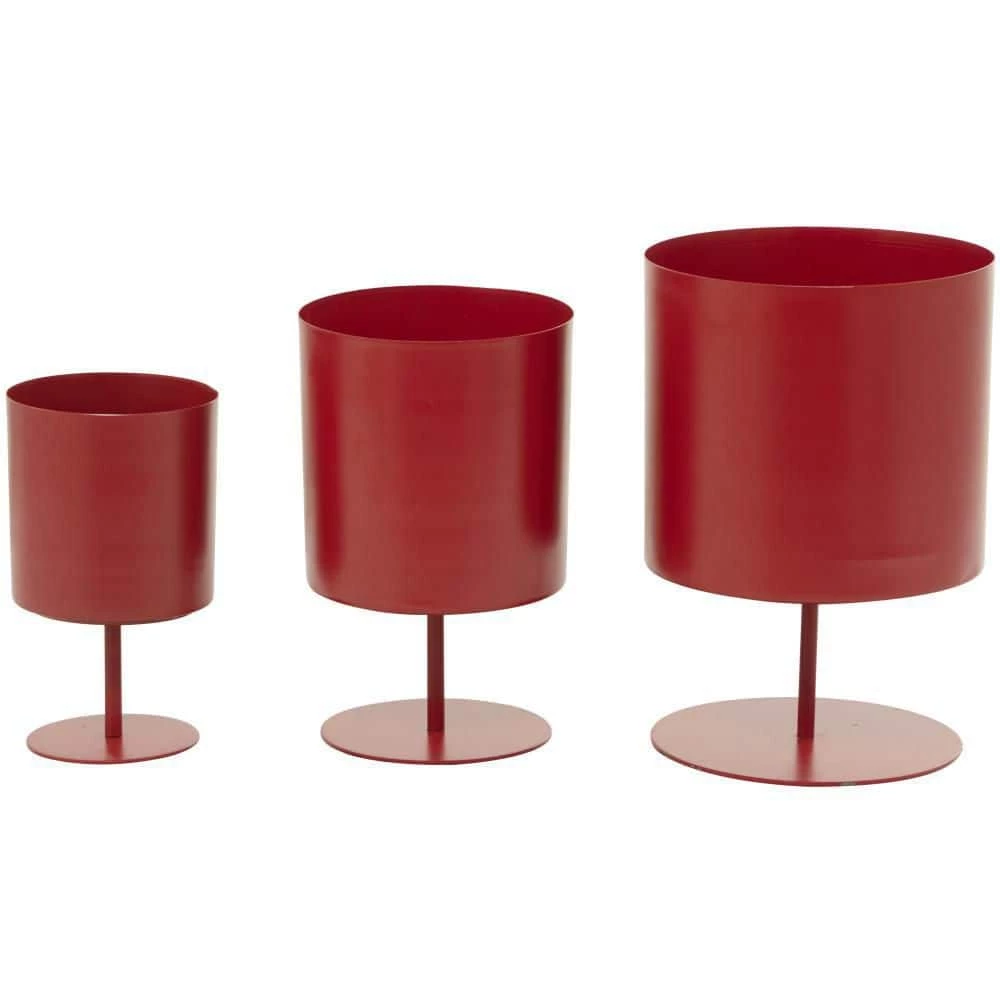 Litton Lane 13 in. x 10 in. Red Metal Modern Planter (Set of 3) 6 Litton Lane 13 in. x 10 in. Red Metal Modern Planter (Set of 3) - Image 4